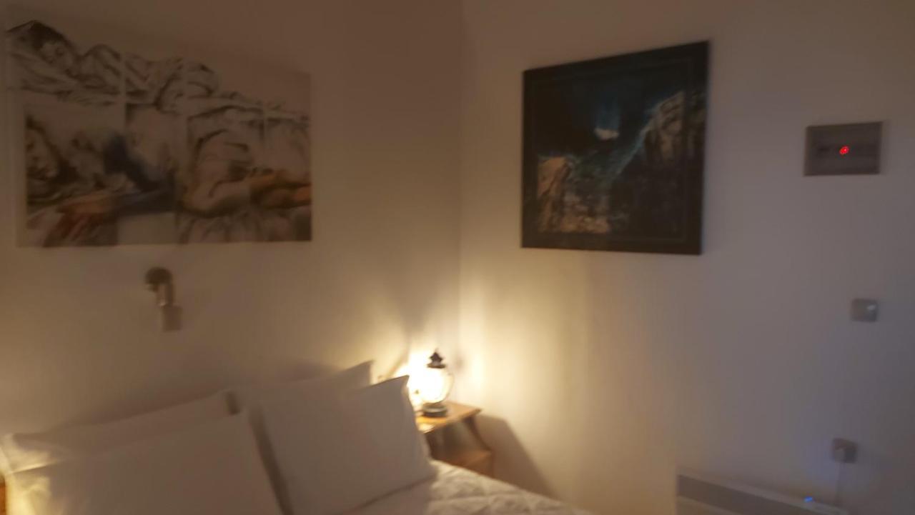 Georgia'S Studio Káto Zákros Bagian luar foto